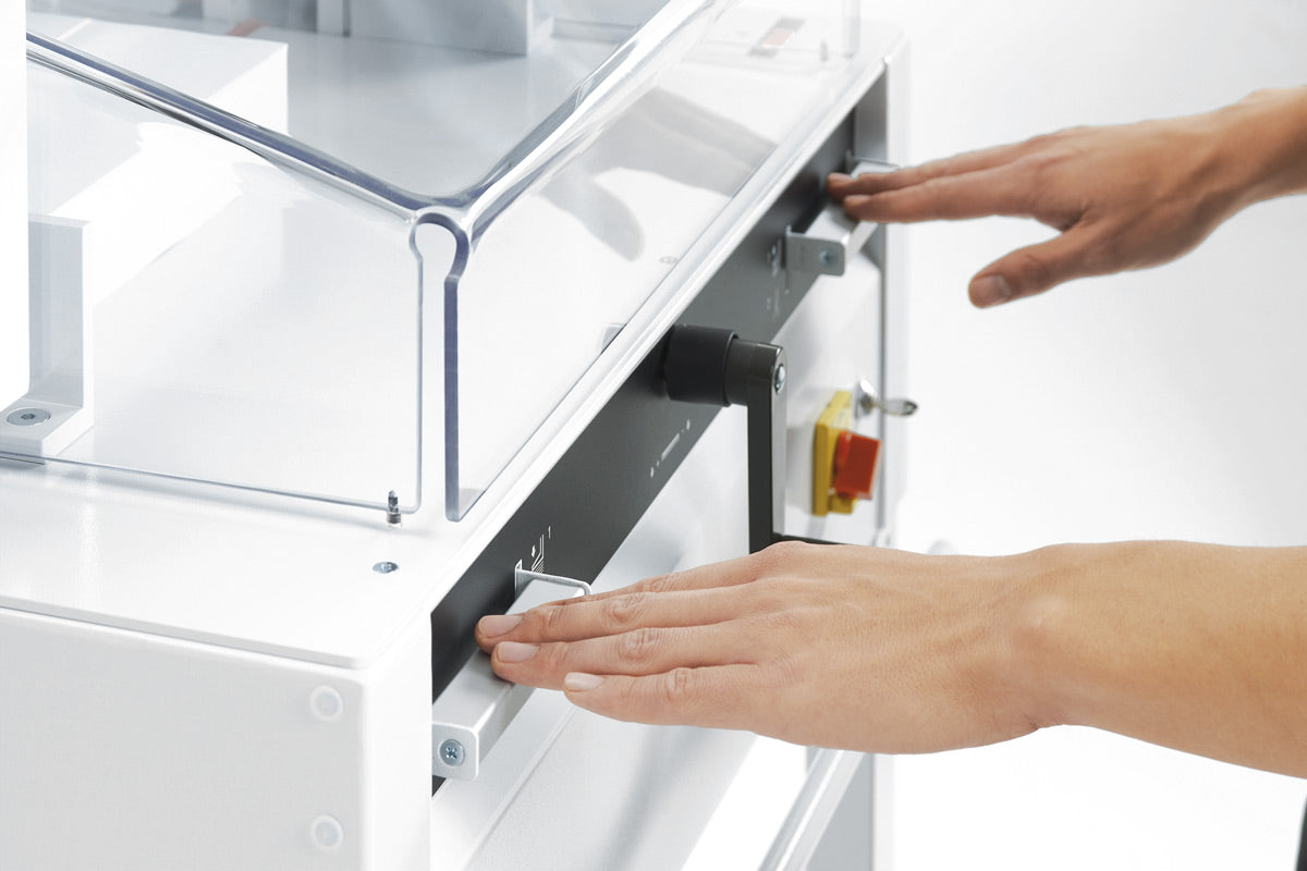 IDEAL 4850 Electric Guillotine